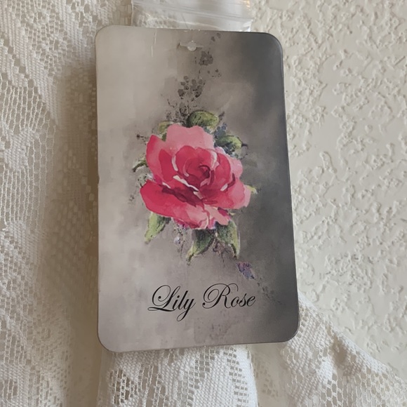 NWT cream long lace dress size medium - Picture 6 of 8